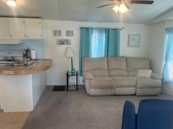 1987 Manufactured Home