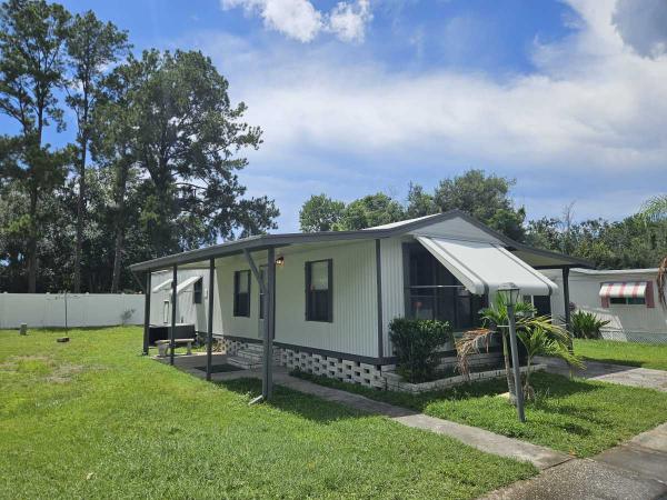 1984 Manufactured Home