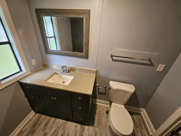1984 Manufactured Home