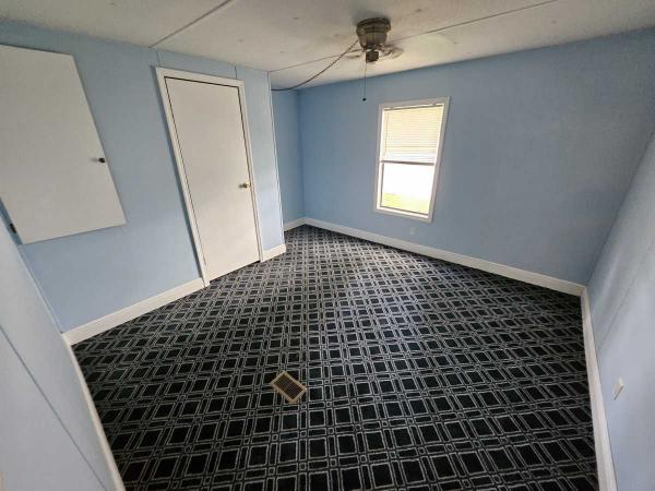1984 Manufactured Home