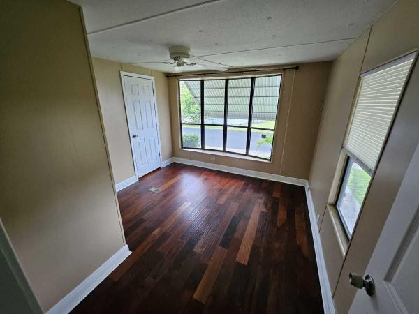 1984 Manufactured Home