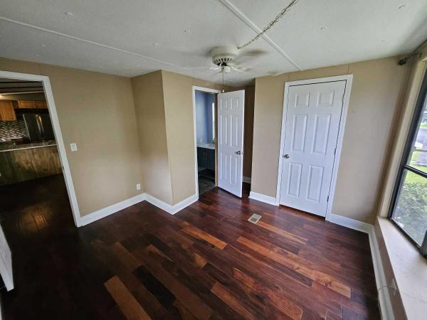 1984 Manufactured Home
