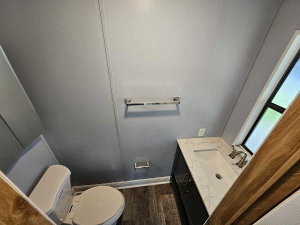 1984 Manufactured Home