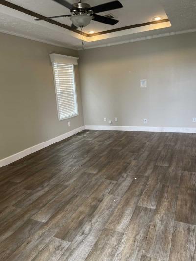 Photo 5 of 30 of home located at 10550 W State Road 84  Lot 200 Davie, FL 33324