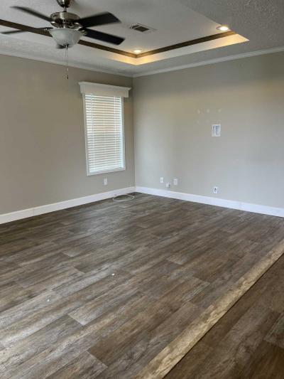 Photo 6 of 30 of home located at 10550 W State Road 84  Lot 200 Davie, FL 33324