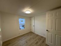 1986 CHAMPION	 PARKRIDGE	 Manufactured Home