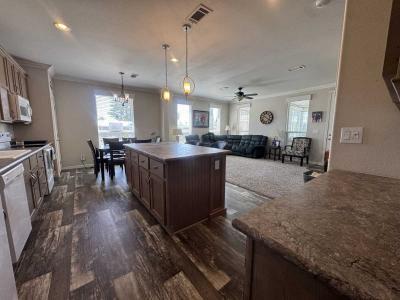 Photo 4 of 21 of home located at 1302 W. Ajo Way #186 Tucson, AZ 85713