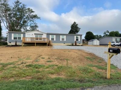 Mobile Home at 126 2nd St Rockwood, TN 37854