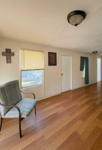 Photo 4 of 6 of home located at 1610 West Bay Dr Largo, FL 33770