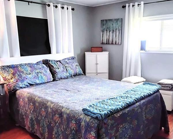 1976 HOME Manufactured Home