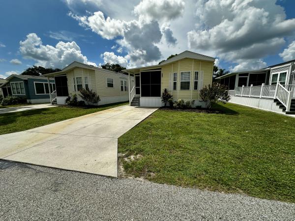 2015 Chariot Mobile Home For Sale