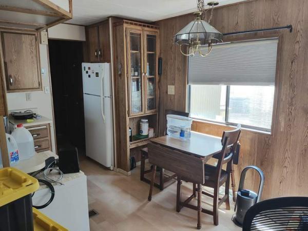 1986 Skyline Manufactured Home
