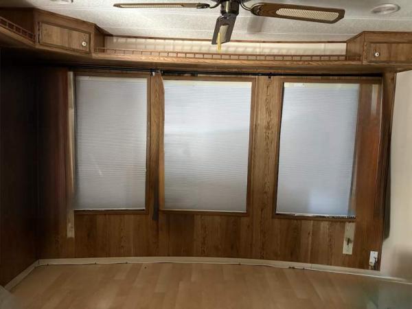 1986 Skyline Manufactured Home