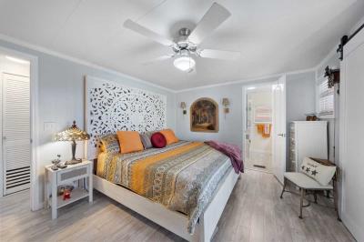 Photo 5 of 8 of home located at 380 Norwich Ln Melbourne Beach, FL 32951