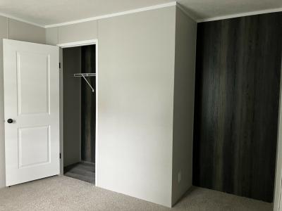 Photo 5 of 7 of home located at 1004 Second Avenue North, Site # F-02 Onalaska, WI 54650