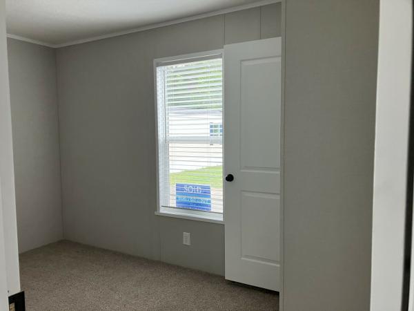 2025 Champion Home Builders, Inc. mobile Home