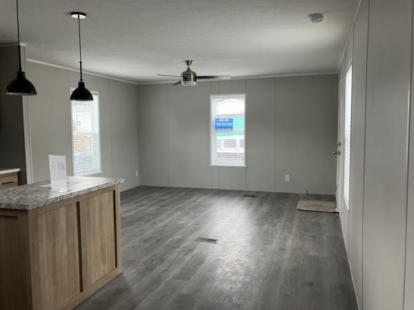 2025 Champion Home Builders, Inc. mobile Home
