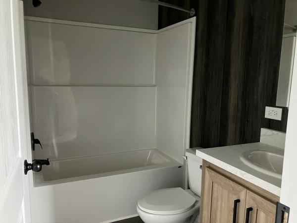 2025 Champion Home Builders, Inc. mobile Home