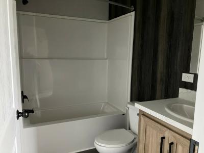 Photo 5 of 6 of home located at 161 Carter Place, Site # C-10 Onalaska, WI 54650