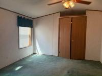 2001 ESQUIRE ESQUIRE Manufactured Home