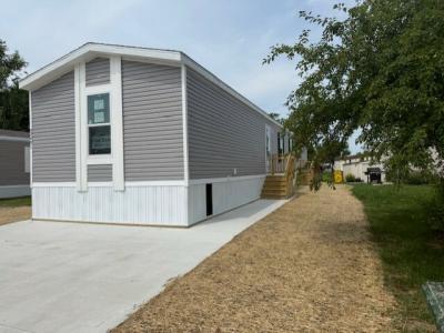 Mobile Home at 52491 Potomac Court #64 Chesterfield, MI 48051