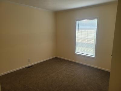 Photo 4 of 7 of home located at 5702 Angola Rd. #174 Toledo, OH 43615