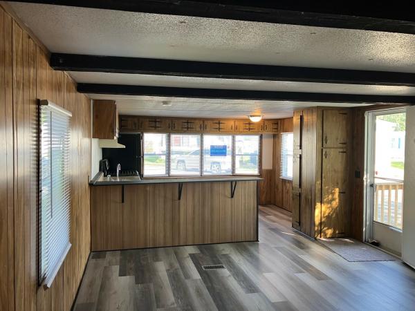 1980 Happy House mobile Home