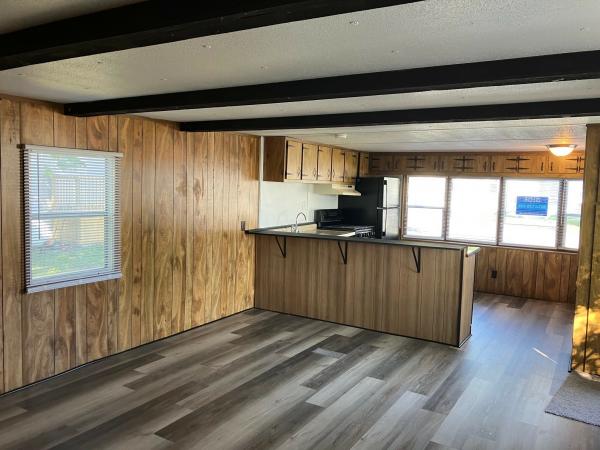 1980 Happy House mobile Home