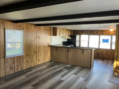 Photo 4 of 15 of home located at 12948 S Us Route 31 Trlr #8 Kokomo, IN 46901