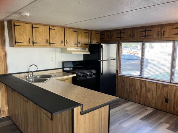 1980 Happy House mobile Home