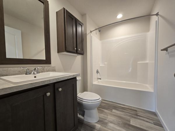 2024 Clayton 81RDH28563B Mobile Home