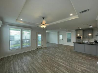 Photo 5 of 20 of home located at 960 Zacapa Avenue Venice, FL 34285