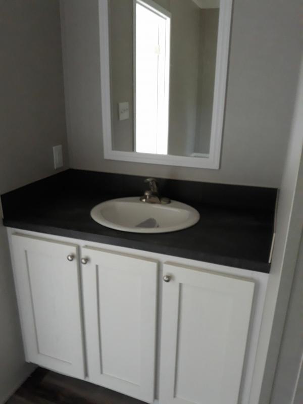2019 Clayton Homes Inc Yes Mobile Home