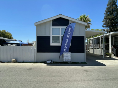 Mobile Home at 3138 West Dakota Avenue #122 Fresno, CA 93722