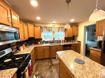 Photo 5 of 24 of home located at 1 Leewood Trail Nashua, NH 03062