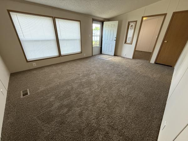 1994 Dutch Housing N/A Mobile Home