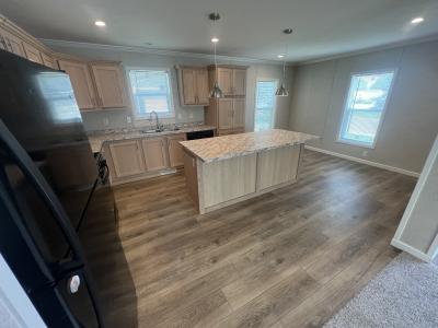 Mobile Home at 1284 Henri St Newport, MI 48166