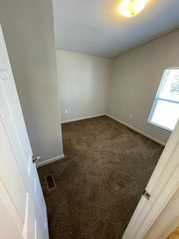2018 Elliott Mobile Homes Solitaire Mobile Home