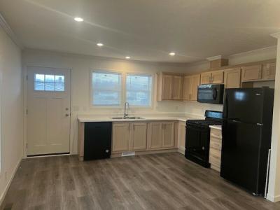 Photo 2 of 8 of home located at 29125 Tanglewood Flat Rock, MI 48134