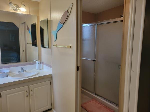 1994 Fleetwood 2 Mobile Home