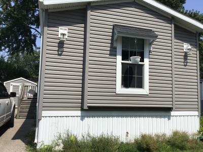 Mobile Home at 197 East Crosspath Holland, OH 43528