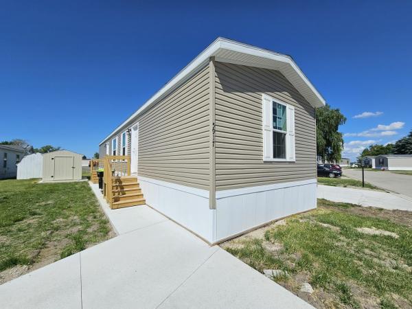 Photo 1 of 2 of home located at 5917 South Robin Drive Lot 383 Saginaw, MI 48601