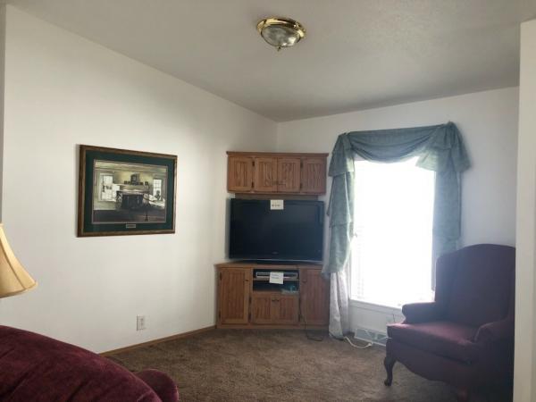 2001 Schult Mobile Home