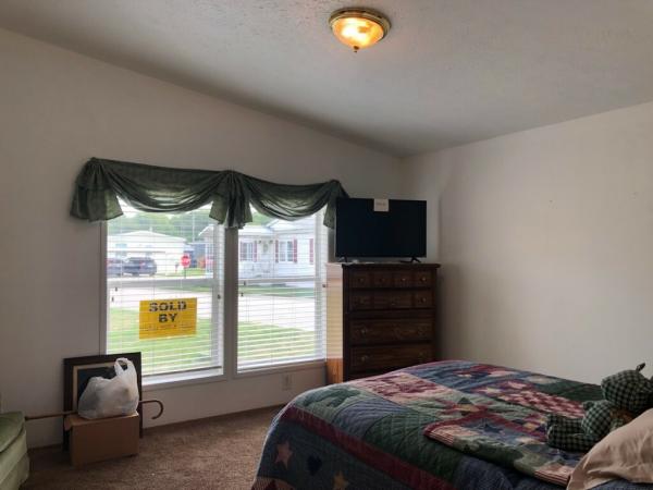 2001 Schult Mobile Home