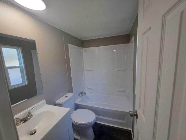 1985 Vegas Mfg. Co. Manufactured Home