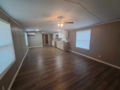 Photo 4 of 17 of home located at 2333 NE 52nd St Gainesville, FL 32609