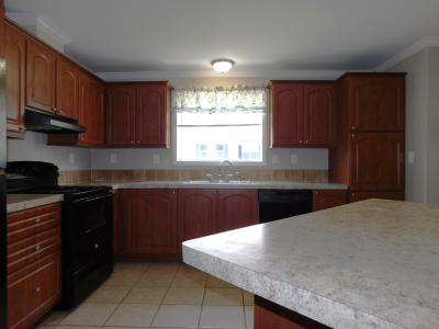Photo 3 of 25 of home located at 1536 King Arthurs Ct Lakeland, FL 33810