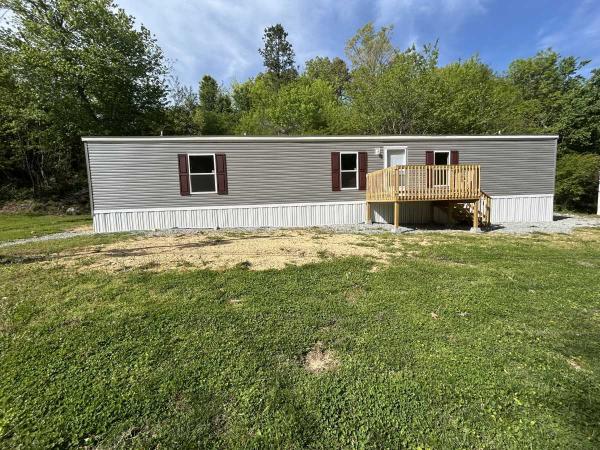 Photo 1 of 2 of home located at 9607 Barbee Rd Lot 38 Soddy Daisy, TN 37379