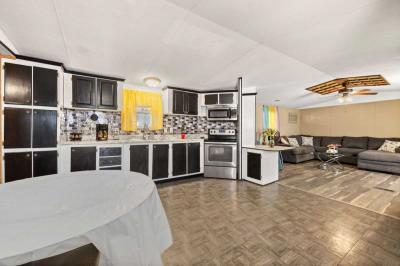 Mobile Home at 1360 Cat Tail Ln Grand Prairie, TX 75050