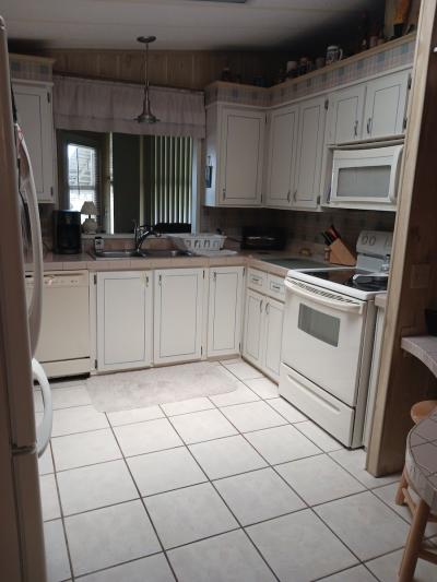 Photo 2 of 41 of home located at 5700 Bayshore Rd. #1000 Palmetto, FL 34221